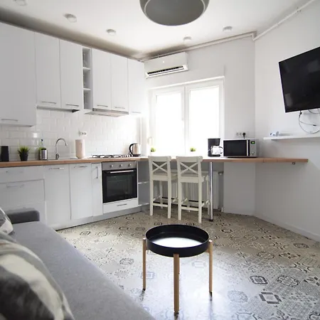 Apartment In The Old Bucharest