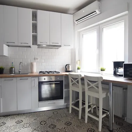 Apartment In The Old